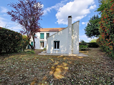 Maison Asnieres Sur Oise 5 pieces 142 m2