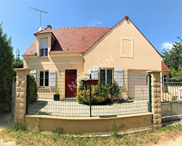 Maison LE MESNIL AUBRY - 6 pieces