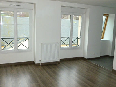 T2 NOAILLES 2eme etage 2 pieces 1 chambre 44.90m2 place de parking en sous sol