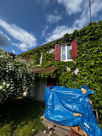 MAISON NOAILLES PROCHE, sejour, cuisine amenagee, chambres, jardin