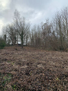Terrain a batir proche Noailles 530m2, facade de 13m
