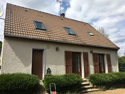 Maison SAINTE GENEVIEVE 7 pieces,102 m2,3 chambres, 1200m2 de jardin