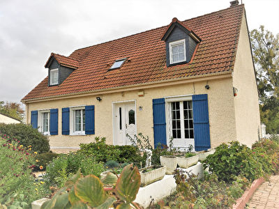 MAISON NOAILLES PROCHE sejour double, 6 chambres, garage, jardin 700m2 environ
