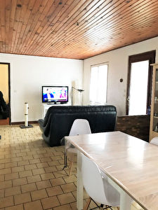MAISON SAINTE GENEVIEVE SEJOUR DOUBLE CHAMBRES GARAGE JARDIN