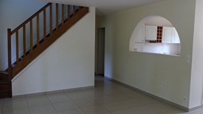 MAISON VIARMES - 5 pieces - 110 m2