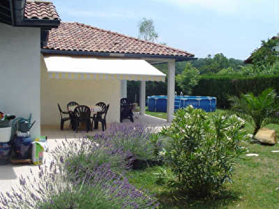 URRUGNE - 6 pieces - 146,10 m2