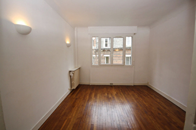 Appartement Paris 1 piece 25.21 m2