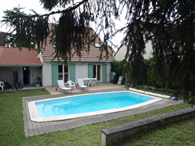 Maison Chasseneuil Du Poitou retire