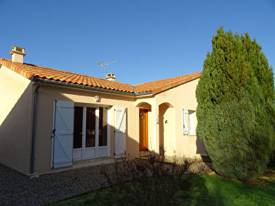 A VENDRE MAISON VOUNEUIL SOUS BIARD