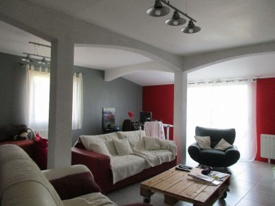 Maison Quincay 7 pieces 140 m2
