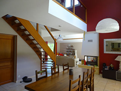 Maison Beruges 218.20 m2 vendu