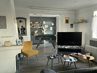 A vendre maison avec rapport locatif a Poitiers secteur Campus