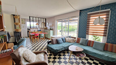 A vendre jolie maison de plain pied, recente en bois, coup de coeur garanti !