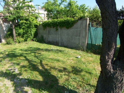 TERRAIN CONSTRUCTIBLE SURESNES - 300 m2