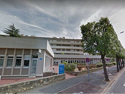 Centre-ville de NANTERRE : Murs commerciaux de 31m2