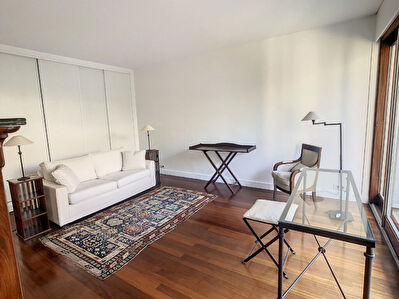 Appartement Neuilly-sur-Seine Grand STUDIO de 30.71 m2