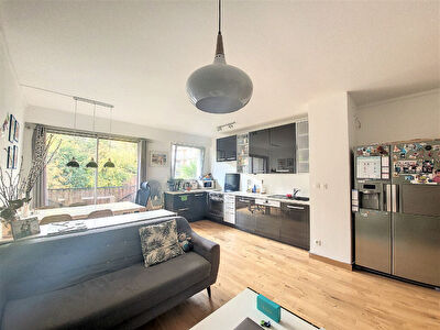 Puteaux : Appartement de 3 pieces de 70 m2