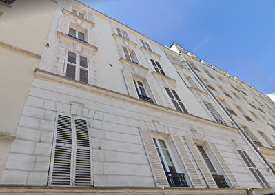 LEVALLOIS PERRET: Appartement de charme 2 pieces 30.57 m2 . Grand potentiel