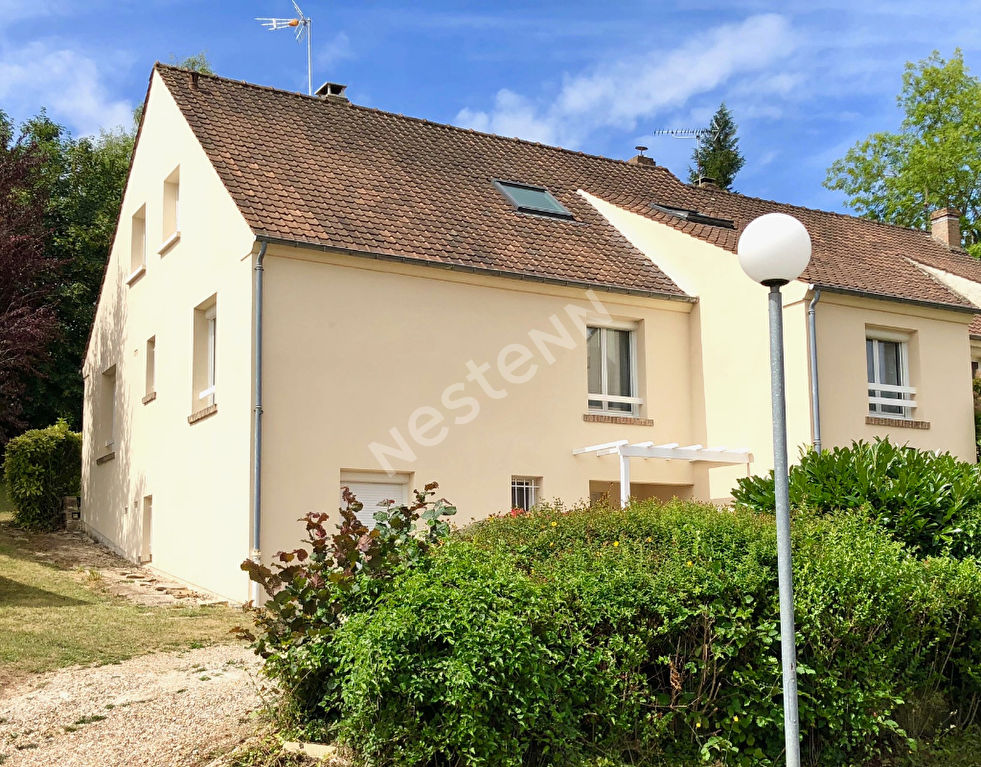 Maison Champagne Sur Oise