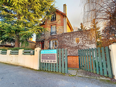 Maison MEULIERE Ermont 7 pieces 124.43 m2 - 788 m2 de terrain sans vis-a-vis
