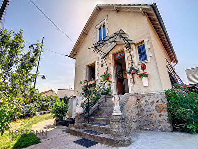 Maison individuelle Sannois - 4 pieces - 2 chambres - cave totale