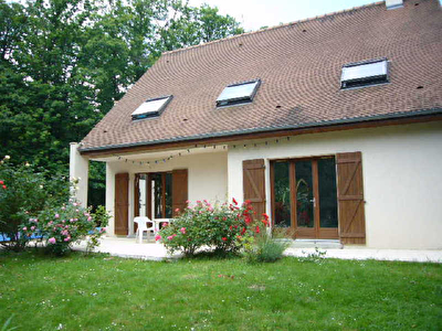 MAISON BOISEMONT - 6 pieces - 162 m2