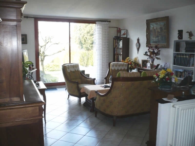 MAISON MENUCOURT - 5 pieces - 105 m2