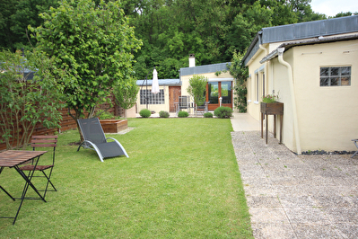 MAISON MENUCOURT - 5 pieces - 95 m2