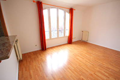 Appartement Courdimanche 2 pieces 41.47 m2