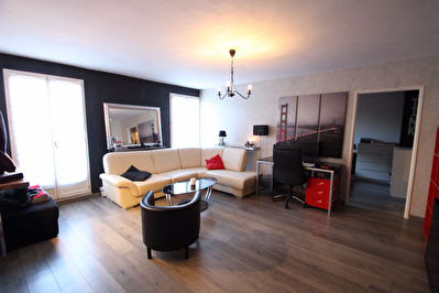 Appartement Courdimanche 2 pieces 58 m2
