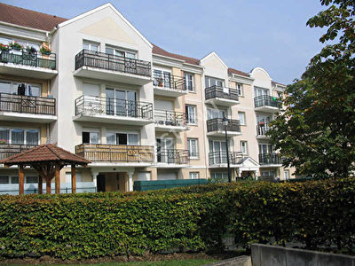 Appartement Cergy 2 pieces proche commodites
