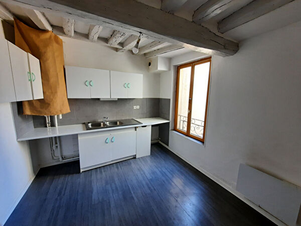 Appartement F2 au centre de Magny en Vexin