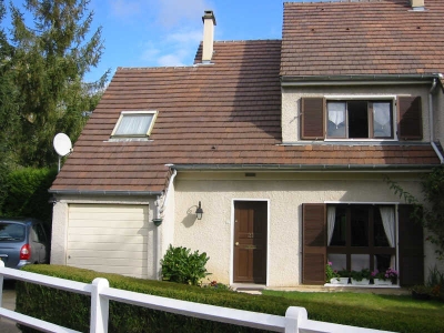MAISON CIRES LES MELLO - 5 pieces - 107 m2