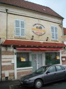 CAFE-HOTEL-RESTAURANT MONTATAIRE - 112,69 m2
