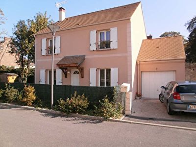 Maison 4 chambres Persan