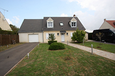 Maison traditionelle 4 chambres proche CHAMBLY