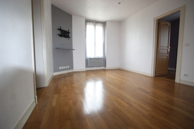 Appartement Persan 2 pieces 53.98 m2