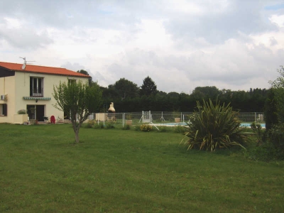 MAISON BLAGNAC - 6 pieces - 180 m2