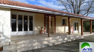 Maison plain pied T5 161 m2 avec piscine