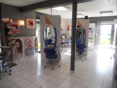 A louer Local commercial Proche Dinan