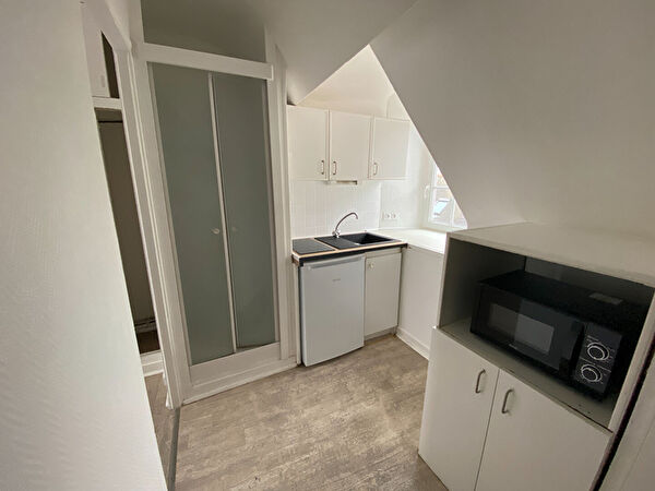 A Louer Studio Meuble - DINAN