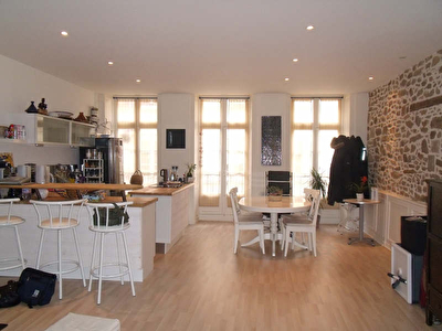 A Louer Appartement T3 DINAN, CENTRE HISTORIQUE