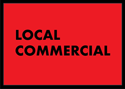 HYPER CENTRE - ANGLE DE RUE (22), A LOUER LOCAL COMMERCIAL