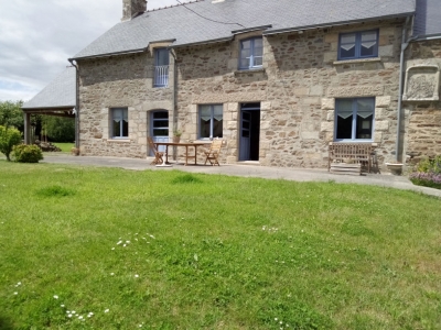 a vendre ensemble immobilier de type longere, PLANCOET
