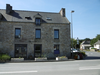 Maison situee sur Plelan Le Petit 9 pieces 165 m2 a 10 mn de Dinan et 30 mn de la mer.