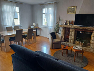 A vendre Maison neo-bretonne sur Lanvallay de 140 m2 proche Dinan et 5mn a pieds de la Rance commerces apieds