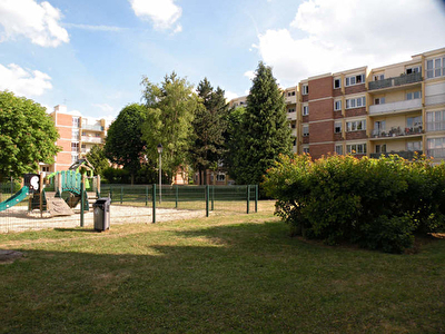 APPARTEMENT EZANVILLE - 4 pieces - 91 m2