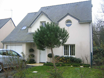 Traditionnelle ST LAMBERT LA POTHERIE - 4 pieces - 120 m2
