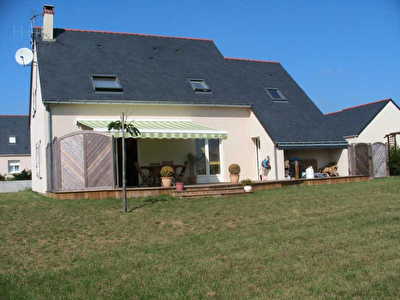 MAISON RECENTE CHAMPTOCE SUR LOIRE - 6 pieces - 106 m2