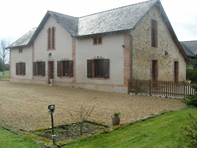 GREZ NEUVILLE - 7 pieces - 230 m2